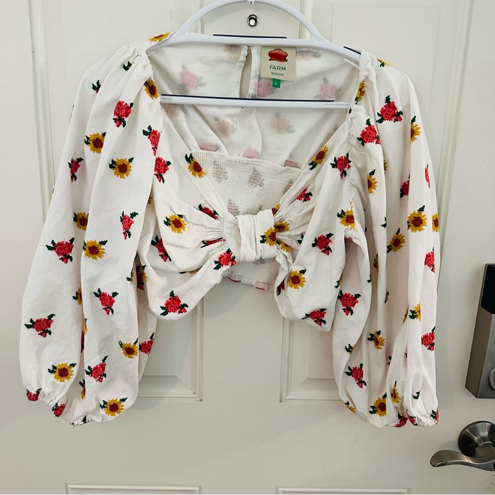 Farm Rio Top L | White Embroidered Floral Puff Sleeve Cropped Cotton